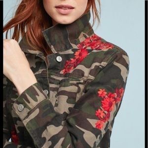Pilcro and the Letterpress embroidered camo jacket Anthropologie size Medium